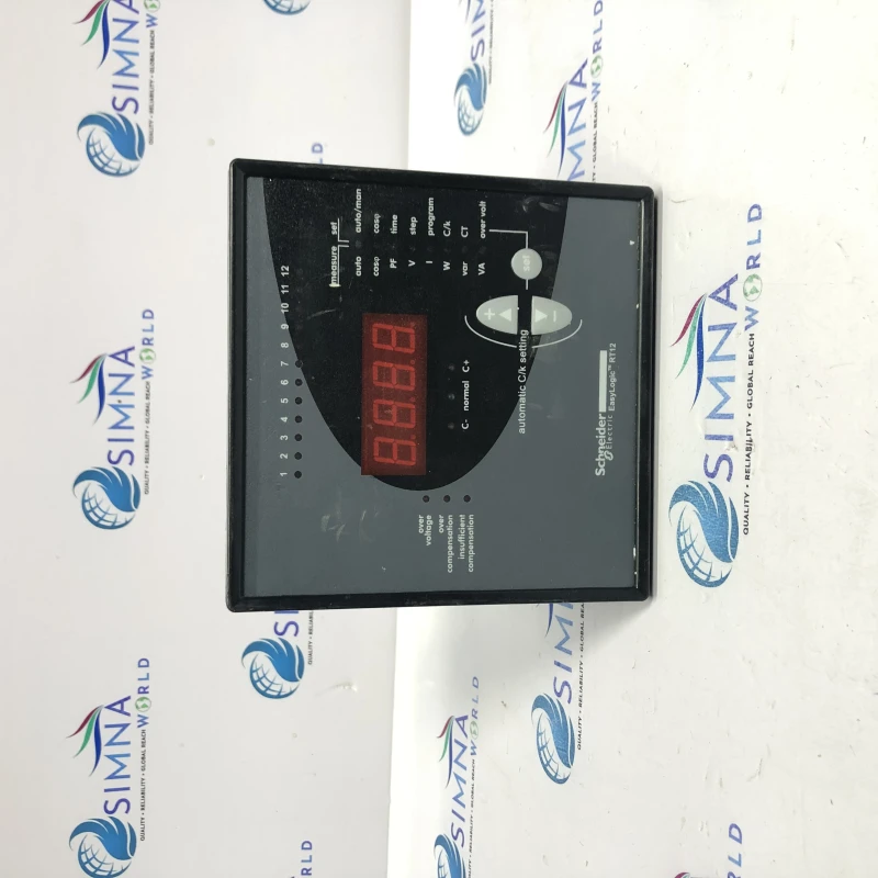 Schneider Electric EasyLogic RT12 Temperature Controller 51213. METER