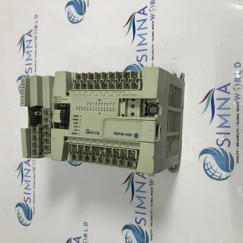 Allen-Bradley MicroLogix 1200 PLC 1762-L24BWA with 1762-OW8 Output Module thumbnail 4