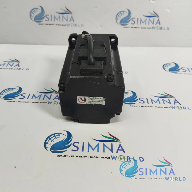 Googol Servo GSKL-T3S75A6N080G 0.75kW AC Servo Motor 80mm Frame thumbnail 2