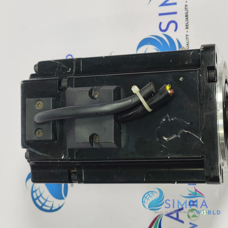 Googol Servo GSKL-T3S75A6N080G 0.75kW AC Servo Motor 80mm Frame thumbnail 6