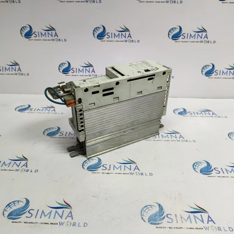 Lenze E82EV751_4C200 8200 Vector Servo Drive. thumbnail 2