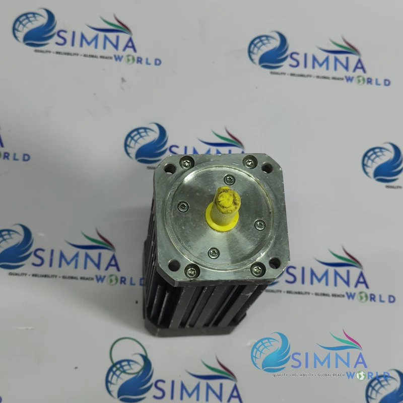 Lenze MDSKSBS036-23 Synchronous Servo Motor 0.25kW 4000RPM with Brake &amp; Resolver thumbnail 4