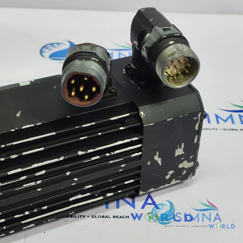Lenze MDSKSBS036-23 Synchronous Servo Motor 0.25kW 4000RPM with Brake &amp; Resolver thumbnail 5