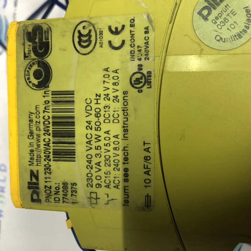 Pilz PNOZ 11 Safety Relay 774086. thumbnail 7
