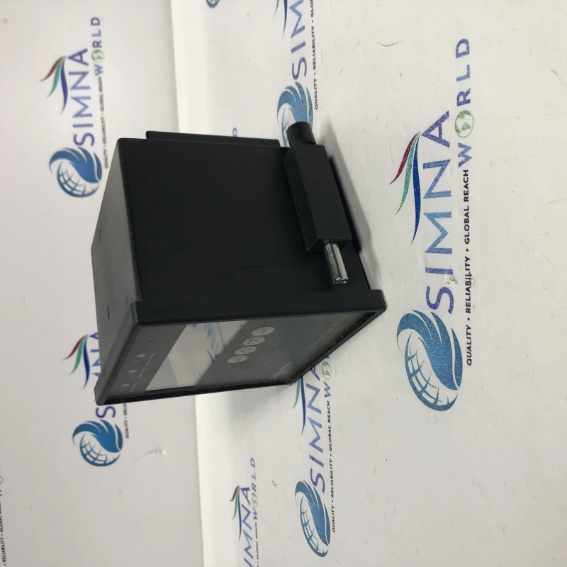 Schneider Electric Conzerv DM6100 Energy Meter 30002567. thumbnail 2