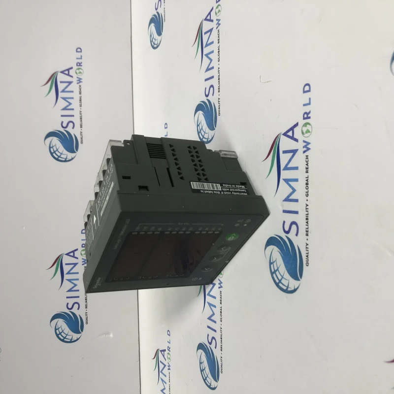 Schneider Electric METSEEM6438HCL10RS EasyLogic EM6438H Power Meter. thumbnail 2